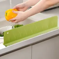Silicone Sink Splash Guard / প্রিমিয়াম সিলিকন বেসিন পানি ছিটা প্রতিরোধক — 1