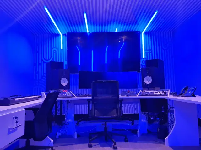 Studio Decoration